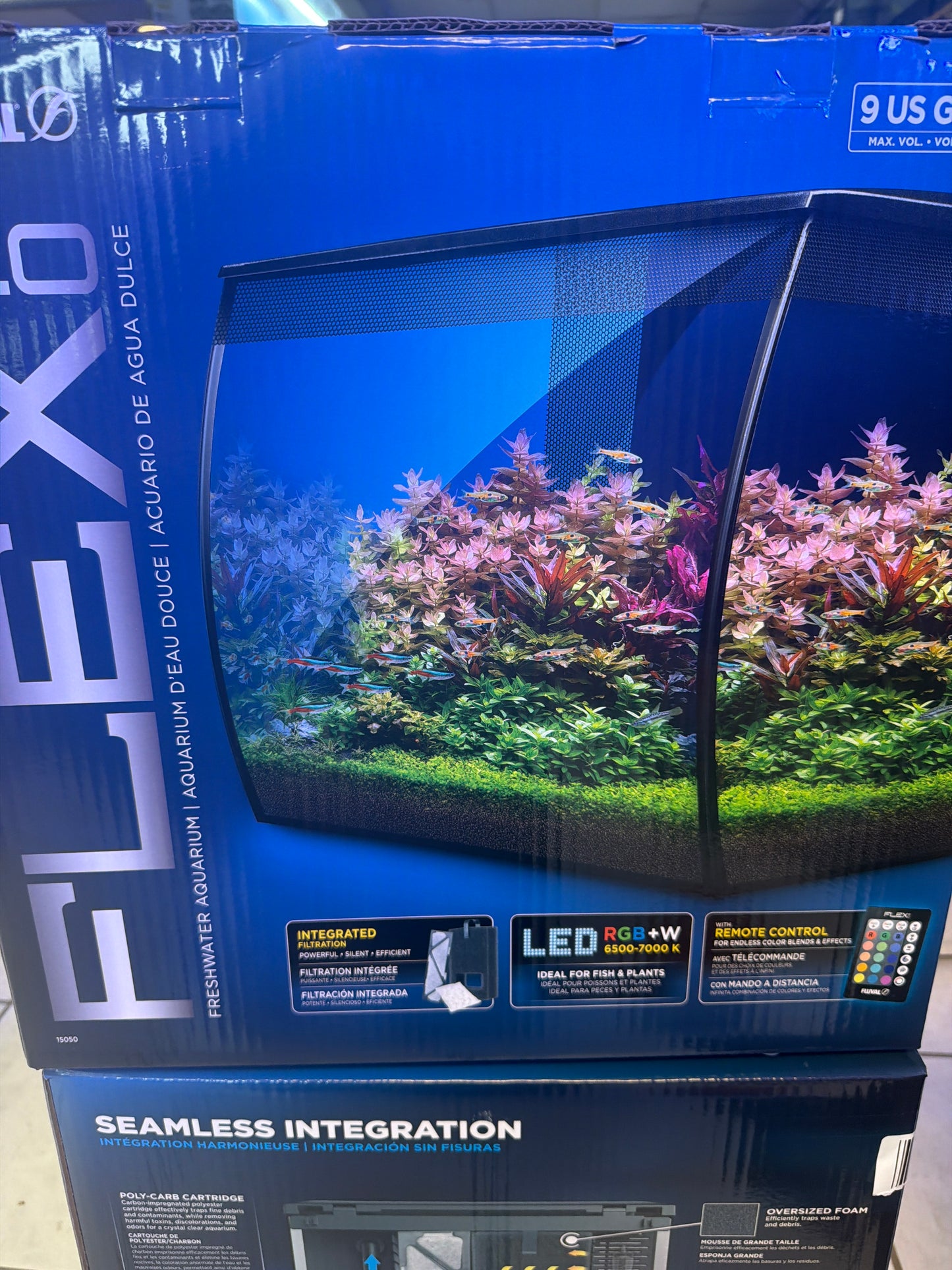 Aquarium - 9 Gal Fluval Flex  Black